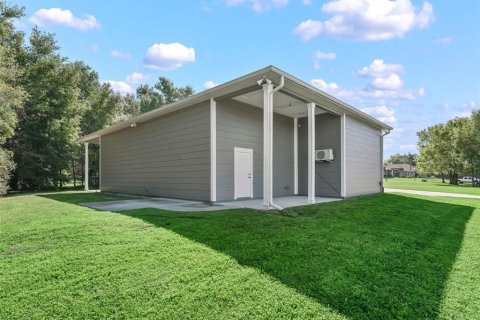 House in Weirsdale, Florida 3 bedrooms, 236.99 sq.m. № 1602390 - photo 5