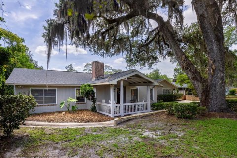 House in Keystone Heights, Florida 5 bedrooms, 306.02 sq.m. № 2209005 - photo 5
