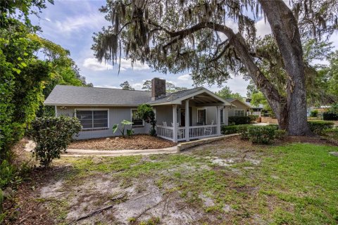 House in Keystone Heights, Florida 5 bedrooms, 306.02 sq.m. № 2209005 - photo 3