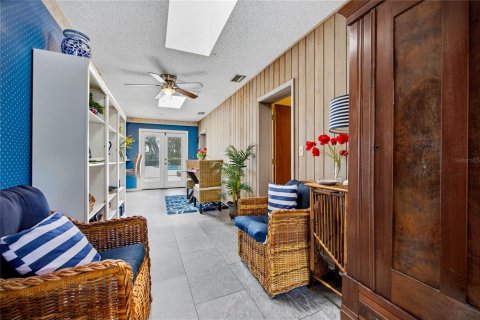 House in Keystone Heights, Florida 5 bedrooms, 306.02 sq.m. № 2209005 - photo 14