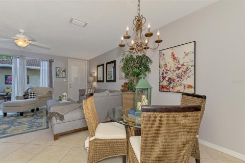 Touwnhouse à vendre à Sarasota, Floride: 3 chambres, 171.5 m2 № 2093149 - photo 12