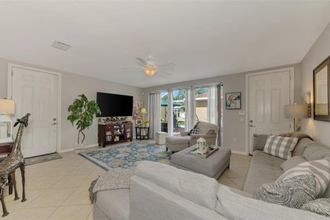 Touwnhouse à vendre à Sarasota, Floride: 3 chambres, 171.5 m2 № 2093149 - photo 7