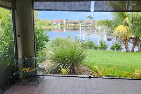 Casa en alquiler en Punta Gorda, Florida, 3 dormitorios, 158.86 m2 № 1905854 - foto 11