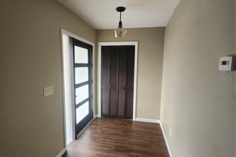 Casa en alquiler en Punta Gorda, Florida, 3 dormitorios, 158.86 m2 № 1905854 - foto 3