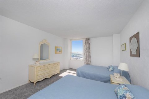 Condo in Daytona Beach, Florida, 2 bedrooms  № 1831376 - photo 15