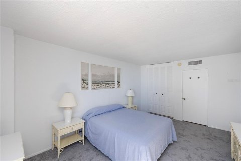 Condo in Daytona Beach, Florida, 2 bedrooms  № 1831376 - photo 20