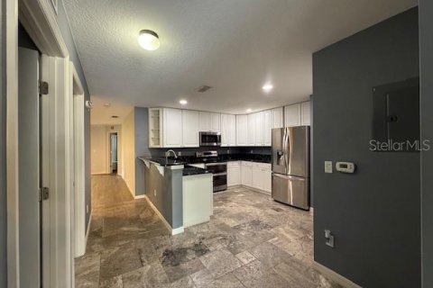 Apartamento en alquiler en Kissimmee, Florida, 3 dormitorios, 113.53 m2 № 1650344 - foto 4