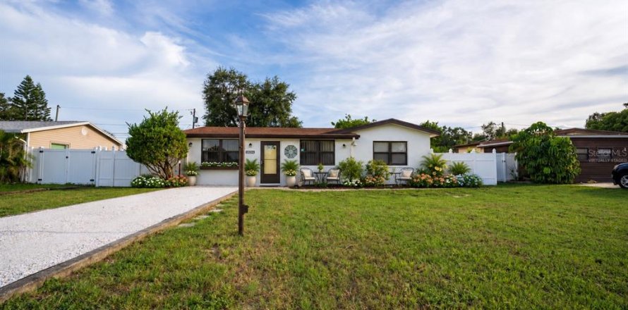 Casa en Saint Petersburg, Florida 2 dormitorios, 122.45 m2 № 2377573