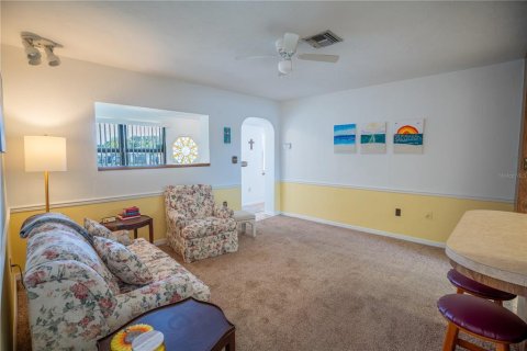 Casa en venta en Saint Petersburg, Florida, 2 dormitorios, 122.45 m2 № 2377573 - foto 20