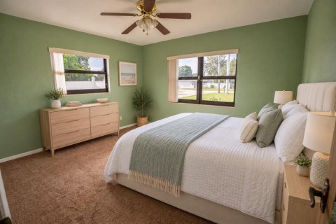 Casa en venta en Saint Petersburg, Florida, 2 dormitorios, 122.45 m2 № 2377573 - foto 2