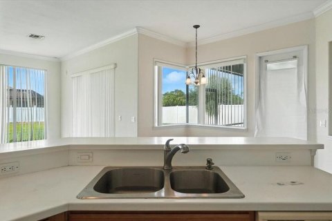 Villa ou maison à vendre à Winter Haven, Floride: 4 chambres, 245.17 m2 № 1894948 - photo 6