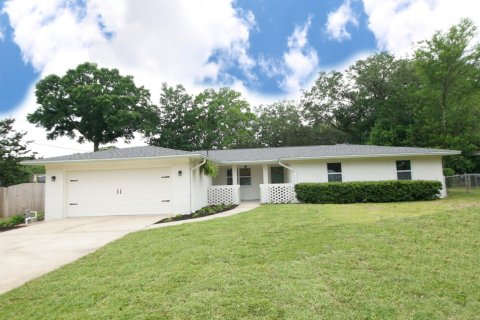 House in Fort Walton Beach, Florida 4 bedrooms, 197.88 sq.m. № 564510 - photo 1