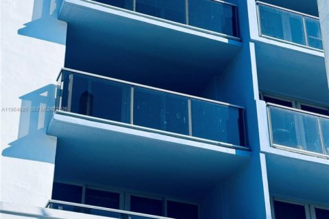 Condominio en venta en Miami Beach, Florida, 1 dormitorio, 86.77 m2 № 2031768 - foto 8