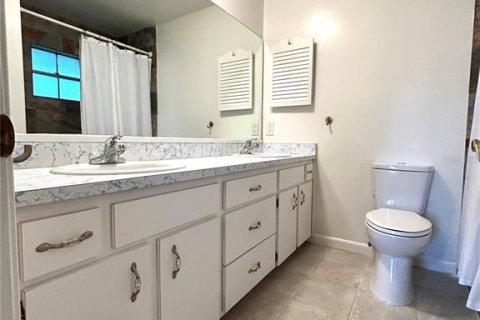 House in Gainesville, Florida 3 bedrooms, 169.45 sq.m. № 2120218 - photo 17