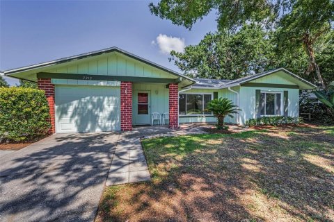 House in Palm Harbor, Florida 2 bedrooms, 146.32 sq.m. № 1744613 - photo 1
