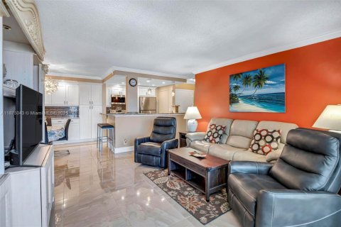 Copropriété à vendre à Fort Lauderdale, Floride: 2 chambres, 117.61 m2 № 1923503 - photo 8