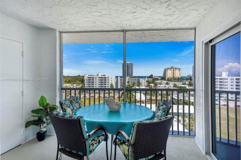 Copropriété à vendre à Fort Lauderdale, Floride: 2 chambres, 117.61 m2 № 1923503 - photo 15