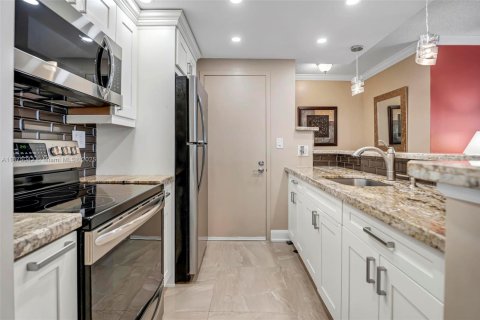 Copropriété à vendre à Fort Lauderdale, Floride: 2 chambres, 117.61 m2 № 1923503 - photo 4