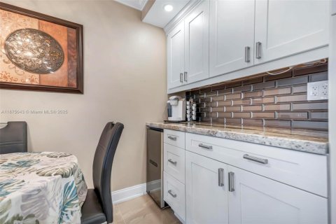 Copropriété à vendre à Fort Lauderdale, Floride: 2 chambres, 117.61 m2 № 1923503 - photo 6