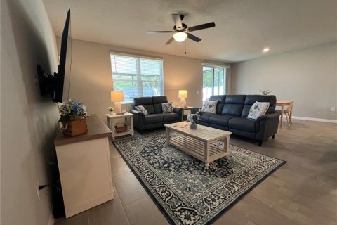 House in Auburndale, Florida 4 bedrooms, 170.94 sq.m. № 1580681 - photo 15