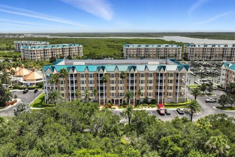 Condominio en venta en Ponce Inlet, Florida, 3 dormitorios, 198.63 m2 № 1851487 - foto 1