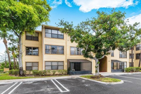 Condominio en venta en Boynton Beach, Florida, 2 dormitorios, 85.93 m2 № 1100316 - foto 1