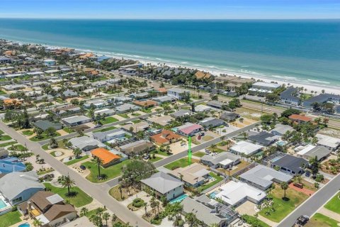 House in Belleair Beach, Florida 3 bedrooms, 182.18 sq.m. № 2142777 - photo 29