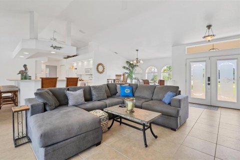Casa en venta en Rotonda, Florida, 3 dormitorios, 182.09 m2 № 1767179 - foto 11