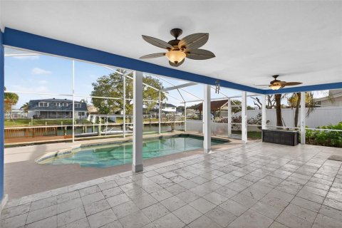 House in Tampa, Florida 3 bedrooms, 175.21 sq.m. № 2099256 - photo 19
