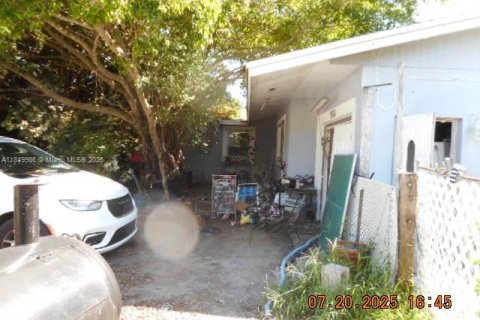 House in Cutler Bay, Florida 3 bedrooms, 223.34 sq.m. № 1857046 - photo 4