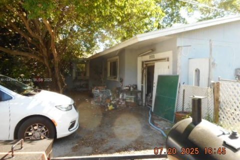 House in Cutler Bay, Florida 3 bedrooms, 223.34 sq.m. № 1857046 - photo 20