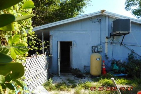 House in Cutler Bay, Florida 3 bedrooms, 223.34 sq.m. № 1857046 - photo 5