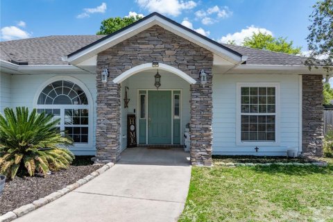 Casa en Lake Butler, Florida 3 dormitorios, 151.52 m2 № 2127045