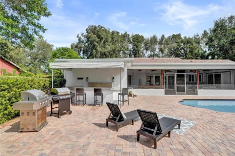 Купить виллу или дом в Плантация, Флорида 5 спален, 316.15м2, № 1927966 - фото 14