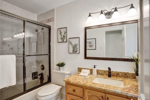 Купить виллу или дом в Плантация, Флорида 5 спален, 316.15м2, № 1927966 - фото 27