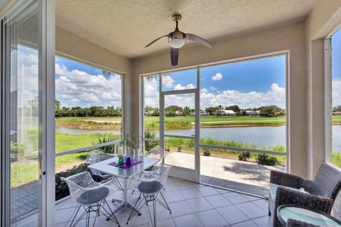 Condo in Venice, Florida, 2 bedrooms  № 1858034 - photo 25