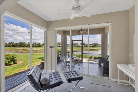 Condo in Venice, Florida, 2 bedrooms  № 1858034 - photo 2