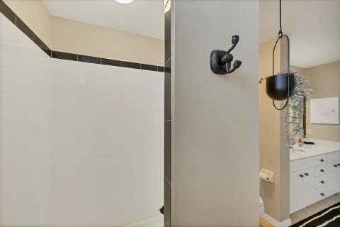 Condo in Venice, Florida, 2 bedrooms  № 1858034 - photo 19