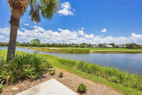 Condo in Venice, Florida, 2 bedrooms  № 1858034 - photo 26