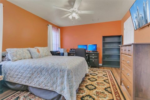 House in Umatilla, Florida 2 bedrooms, 112.41 sq.m. № 1747291 - photo 12