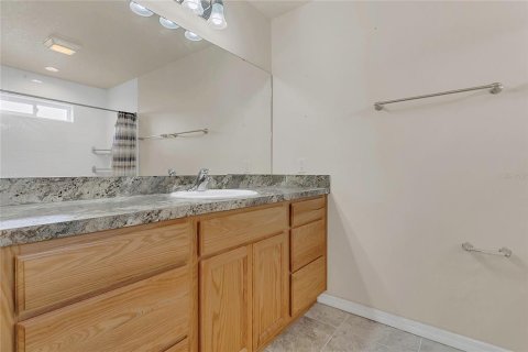 House in Umatilla, Florida 2 bedrooms, 112.41 sq.m. № 1747291 - photo 14