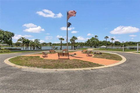 House in Umatilla, Florida 2 bedrooms, 112.41 sq.m. № 1747291 - photo 22