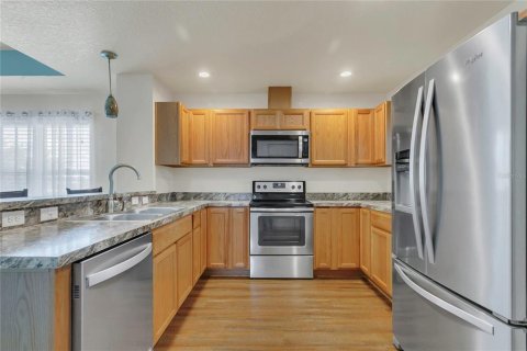 House in Umatilla, Florida 2 bedrooms, 112.41 sq.m. № 1747291 - photo 5