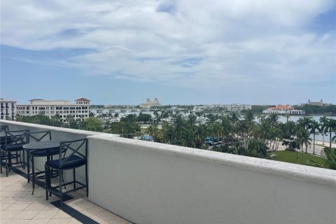 Condo in West Palm Beach, Florida  № 2401277 - photo 30