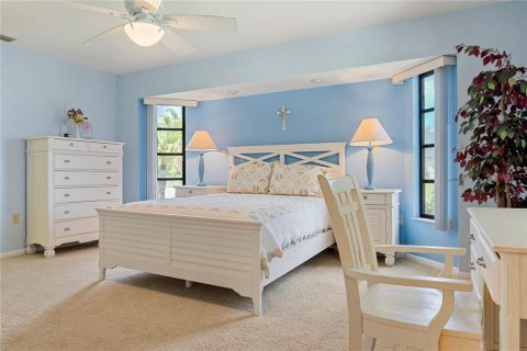 House in Port Charlotte, Florida 3 bedrooms, 163.6 sq.m. № 1844252 - photo 19