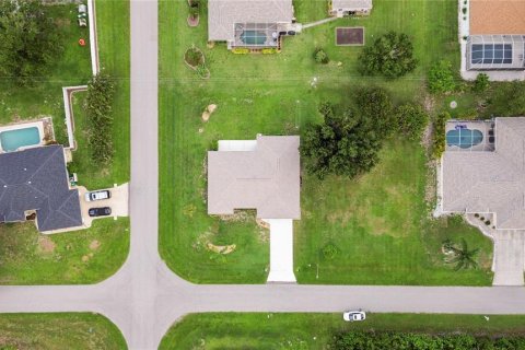 House in Port Charlotte, Florida 3 bedrooms, 163.6 sq.m. № 1844252 - photo 26