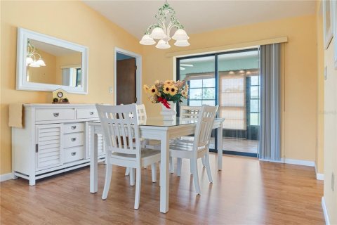 House in Port Charlotte, Florida 3 bedrooms, 163.6 sq.m. № 1844252 - photo 14