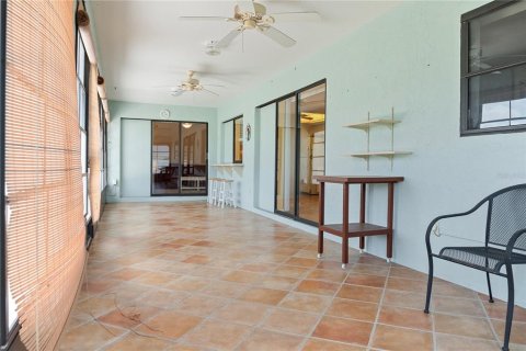 House in Port Charlotte, Florida 3 bedrooms, 163.6 sq.m. № 1844252 - photo 18