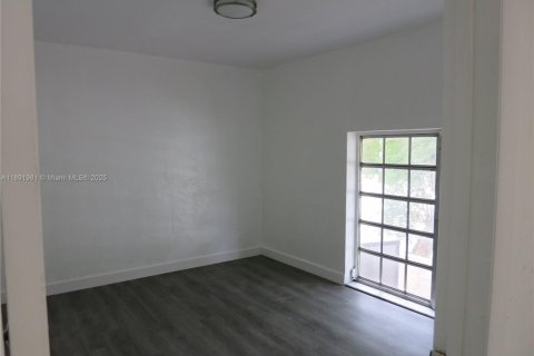 Copropriété à vendre à Miami, Floride: 3 chambres, 123.56 m2 № 1949288 - photo 22