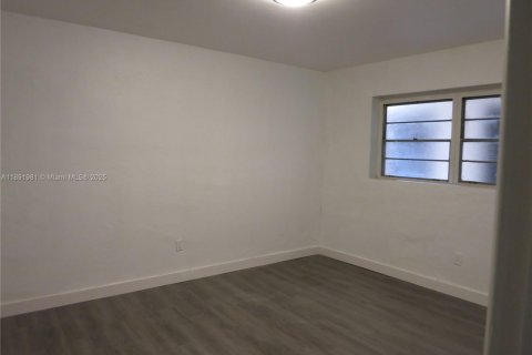 Copropriété à vendre à Miami, Floride: 3 chambres, 123.56 m2 № 1949288 - photo 27